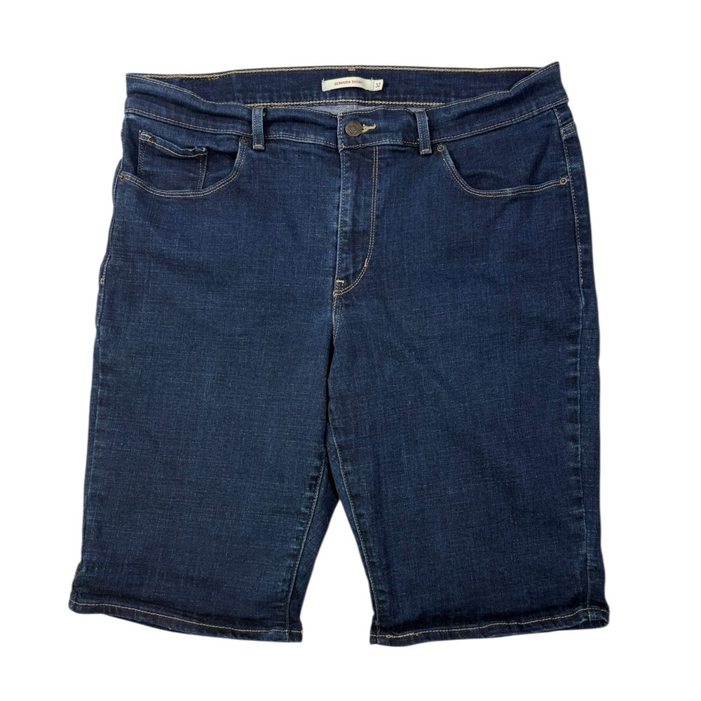 Levi's Women’s Blue Denim Bermuda Shorts | Size 32